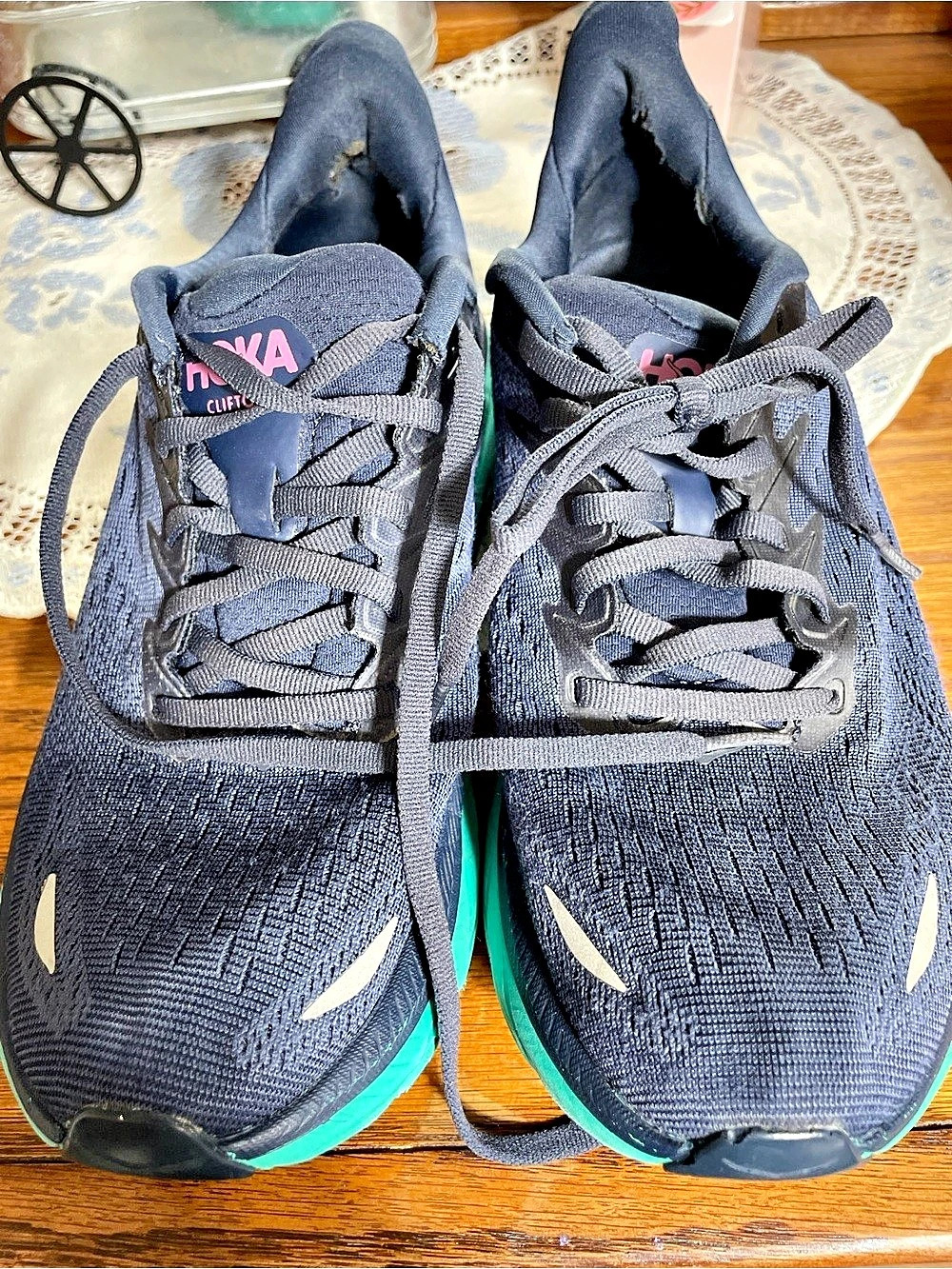 Hoka Clifton 9 Athletic Shoes Blue & Green US 7 - Picture 3 of 8